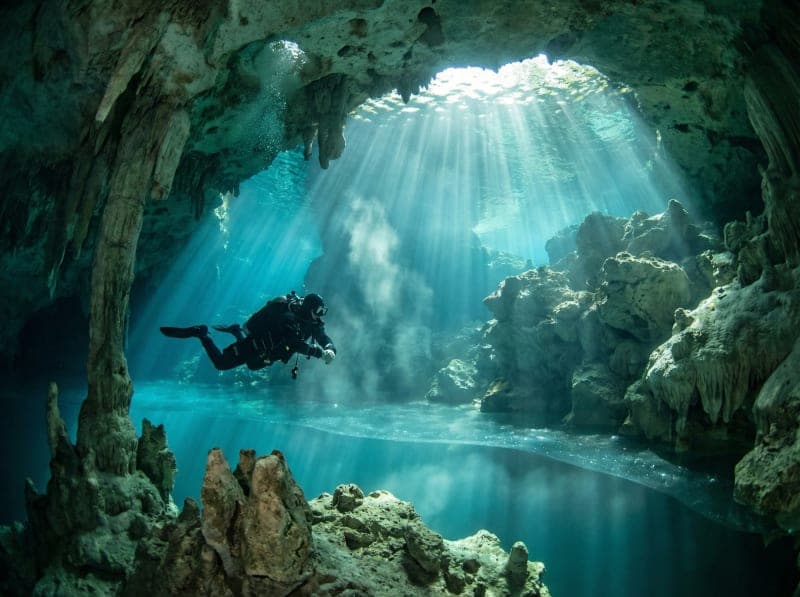 Cenote Scuba Diving